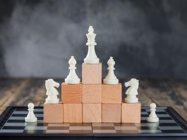 Leading Through Crisis: What UAE Business Leaders and HR Teams Must Do Differently 